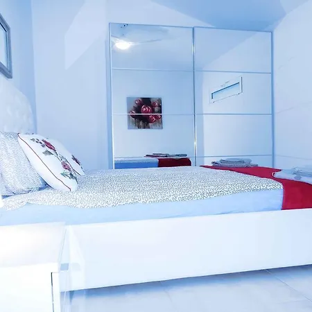 Holiday Exclusive Apartment *